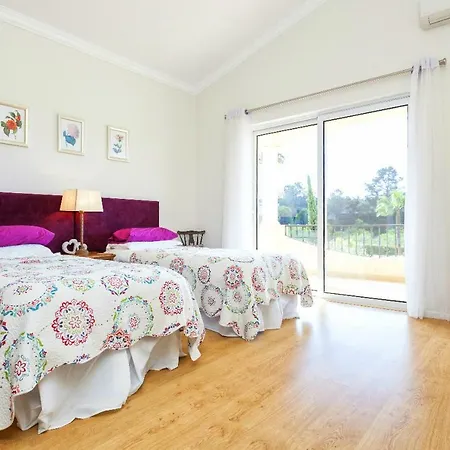 Villa Almancil Sleeps 8 Pool Air Con Wifi Ferrarias