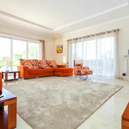 Almancil Sleeps 8 Pool Air Con Wifi * Ferrarias (Loule)